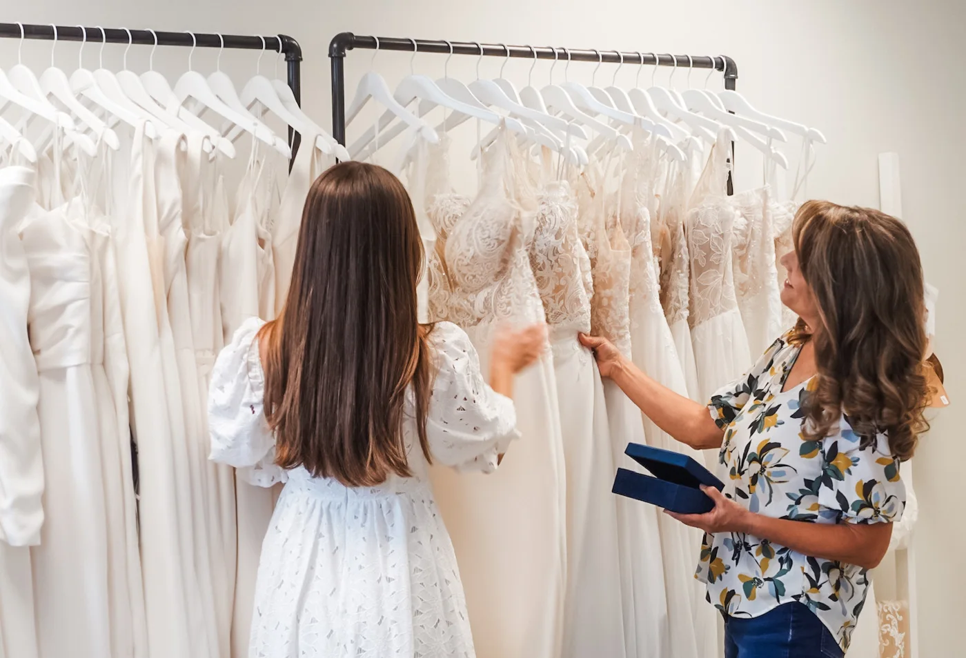 Serendipity Bridal business photo